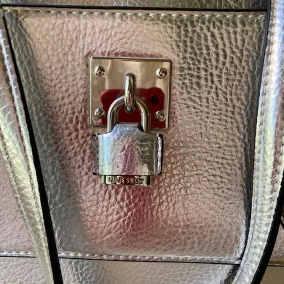 Nine West faux Leather Silver Satchel 🆕 - Picture 8 of 15